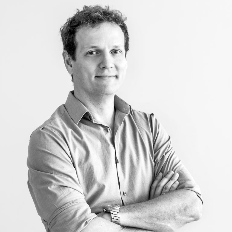 Aldo Cristaldo Kegler /Arquitecto