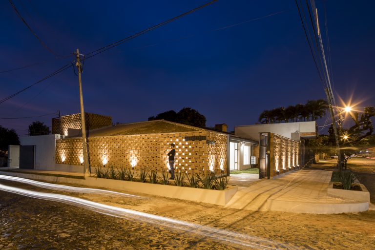 HORNERO RÓGA /OMCM arquitectos