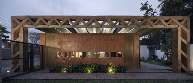 OCRE ATELIER /Rodrigo Achucarro + Felipe Ramírez