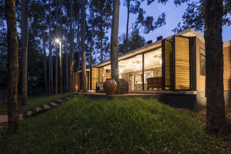 CASA ÑASAINDY /ArquitecTava