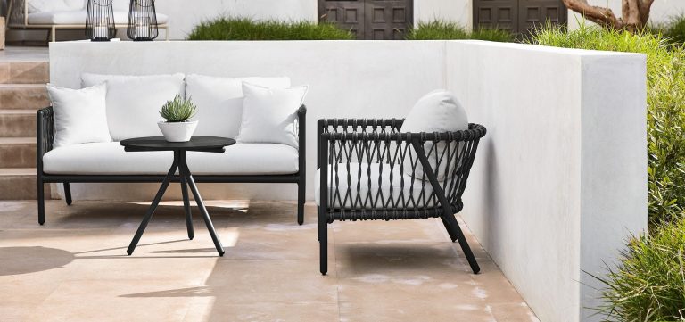 MOBILIARIO DE EXTERIOR /Sofás, bancos y sillas de jardín