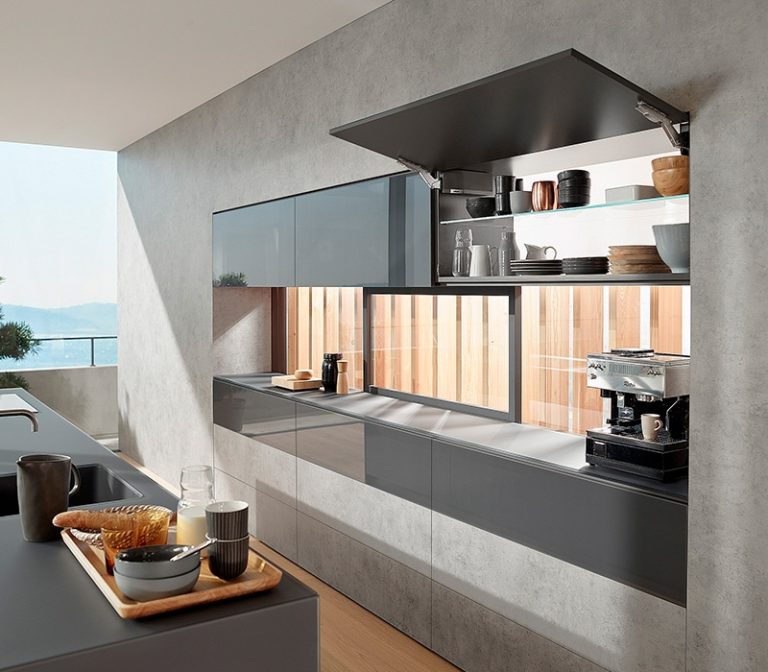 AVENTOS BLUM, MOVIMIENTO CON COMODIDAD EXTRAORDINARIA / ZT Deco