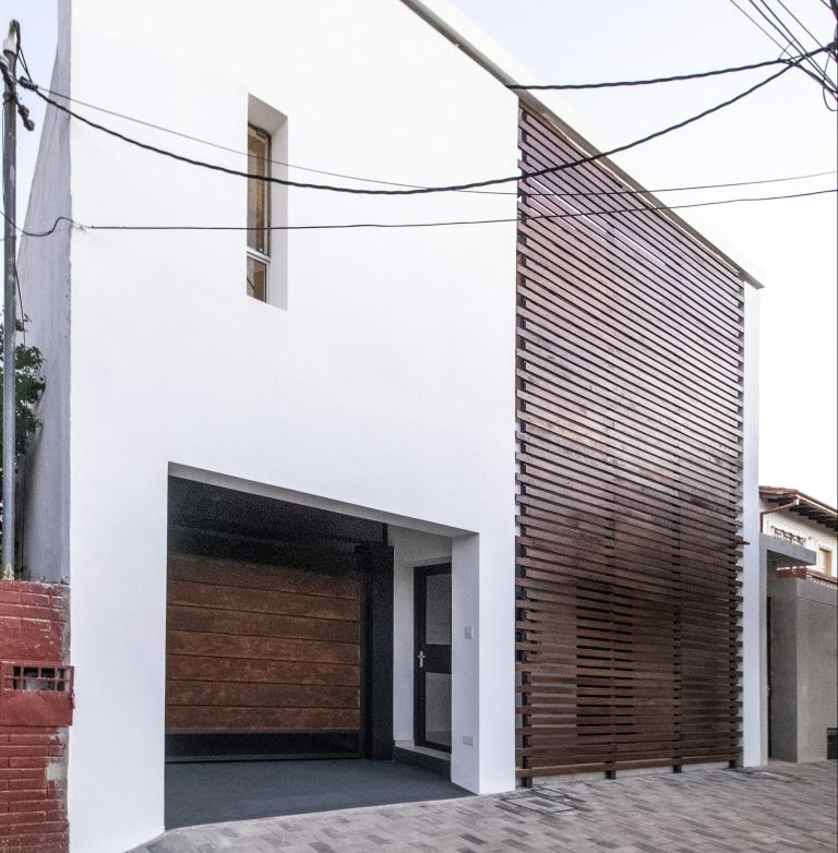 CASA FLORES / Biocons Arquitectos