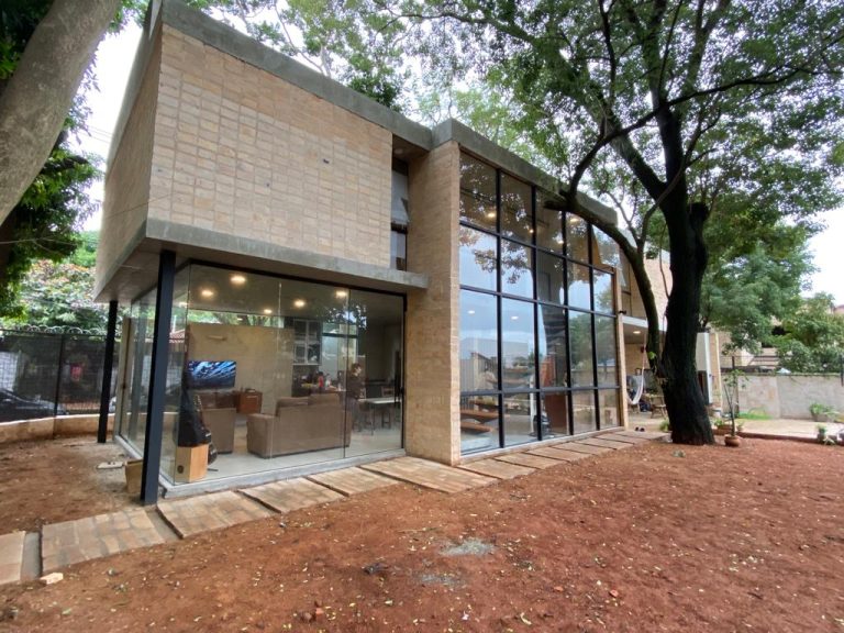 CASA APENZU /Arq. Sergio Fanego & Asociados