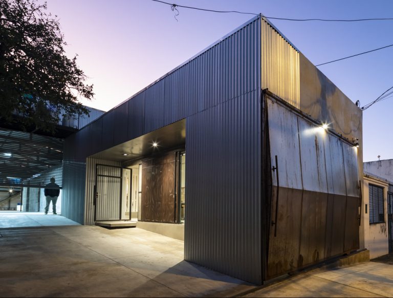 KENNEDY / Diferro Arquitectos