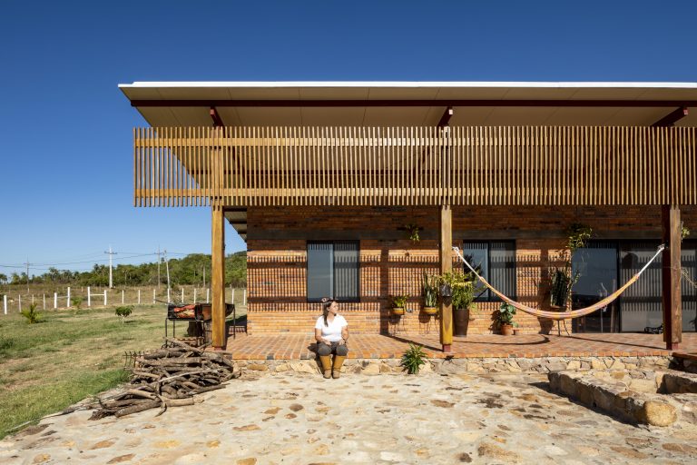 CASA LOMAS VERDES | Arq. Kike Martínez & Arq. Marcos Martínez