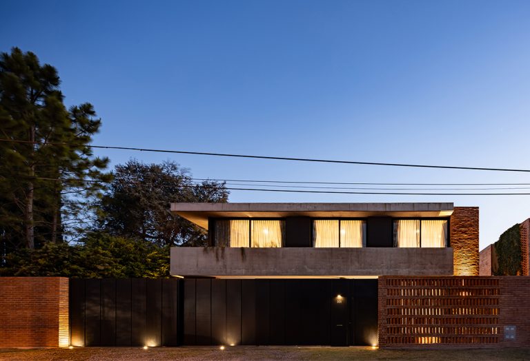 CM HOUSE /Lateral Arquitectos
