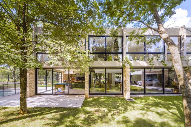 RESIDENCIA M+B /Arq. Viviana Andrada Baumann