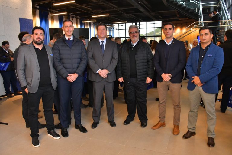 KINGSPAN MV /Paraguay proyecta su nueva materialidad desde Itá