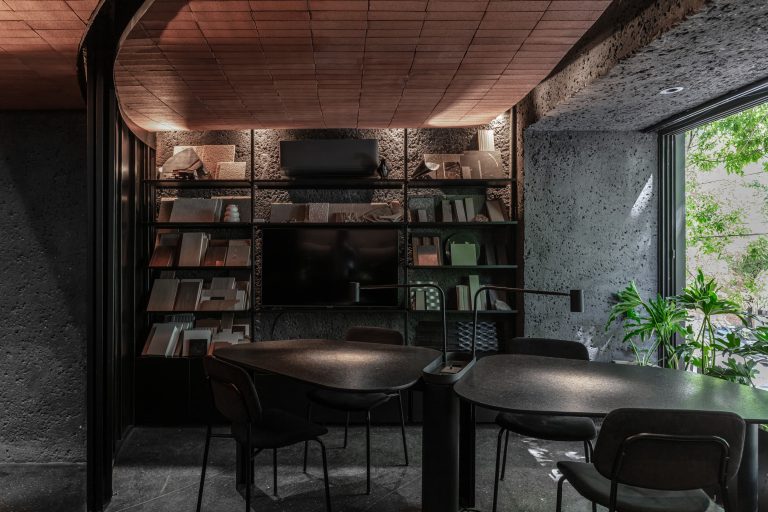 ESTUDIO CERVANTES /Grizzo Studio