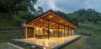 RACO Z /Napadensky Arquitectos